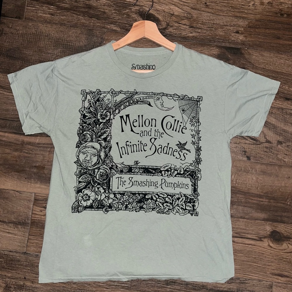 Smashing pumpkins t shirt